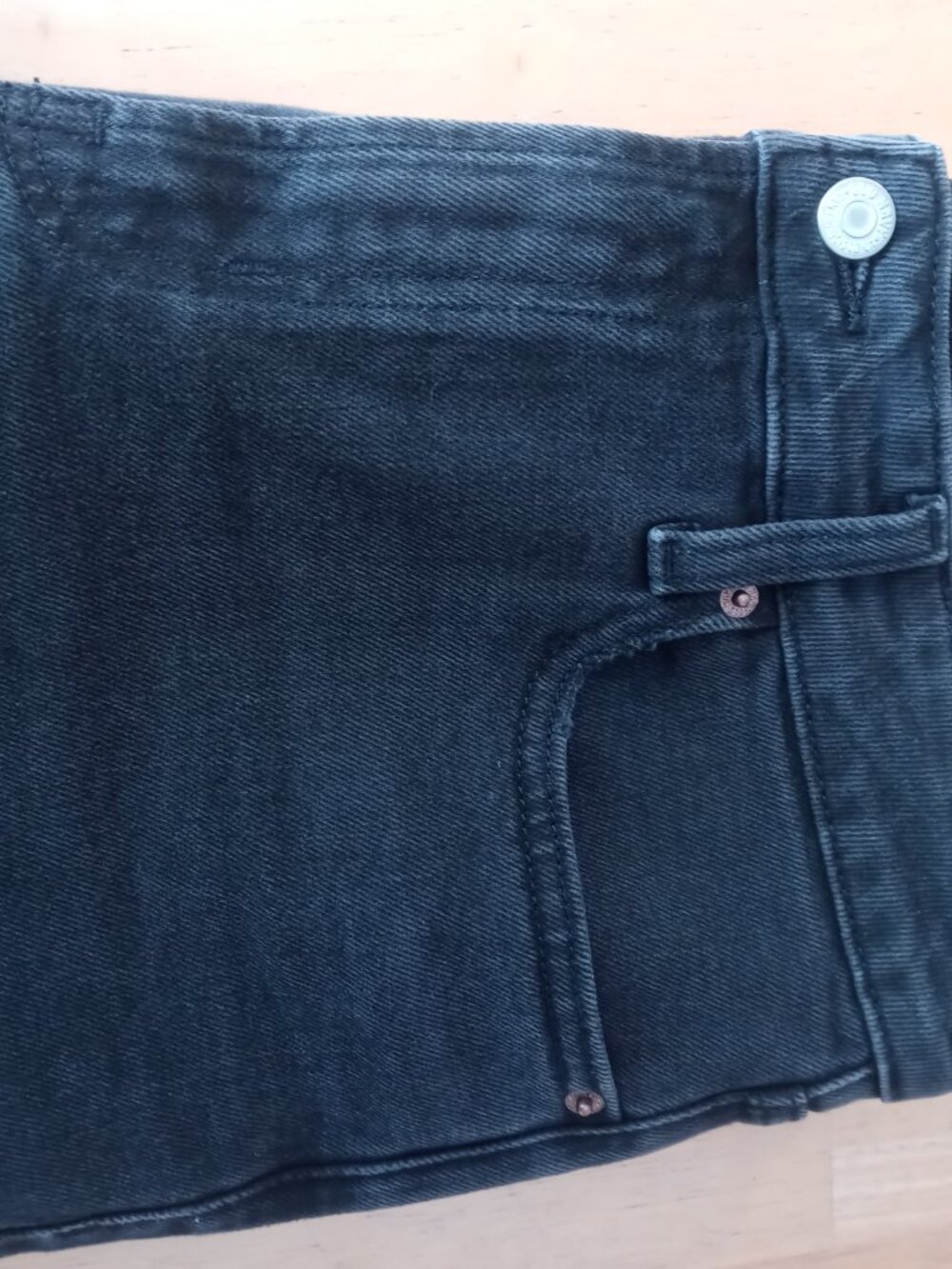 OLD NAVY mid rise OG straight jeans in galaxy (sz10) - Picture 9 of 15